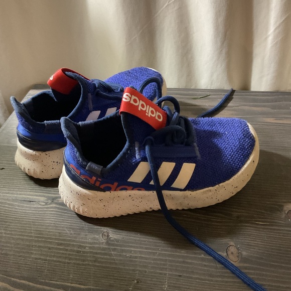 Adidas Kids sneakers size 12.5 - Picture 2 of 6